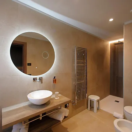 Otel Namia By Dori 3*