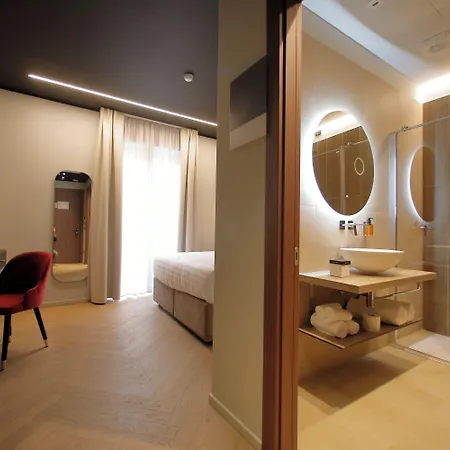 Namia By Dori Otel Bardolino