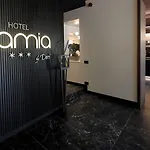 호텔 Namia By Dori 3*
